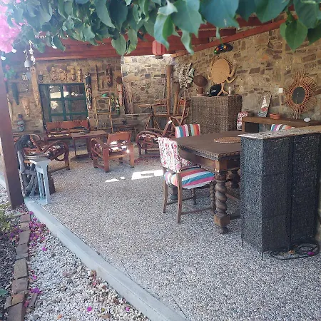 فيلة House تافيرا